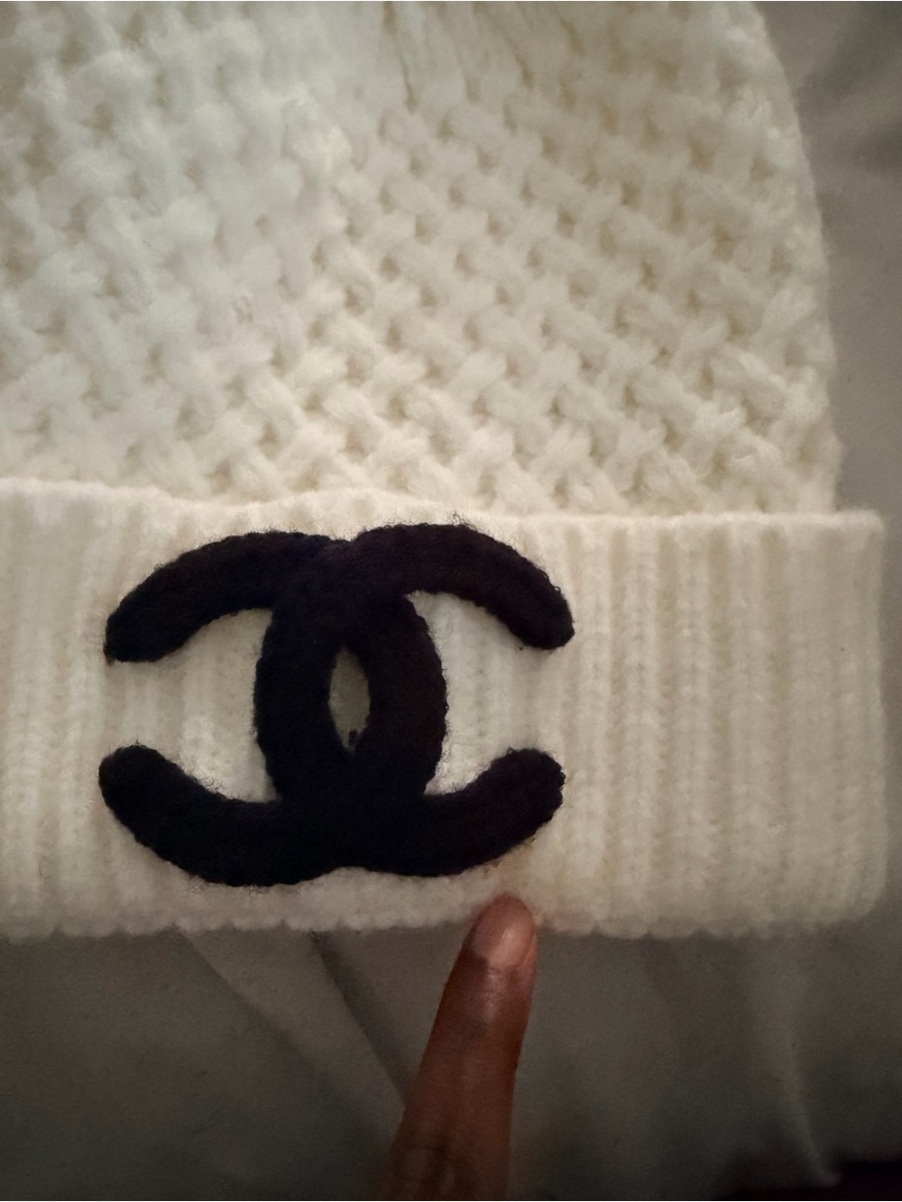 CHANEL White Knit Beanie with Black Logo - Picture 3 of 4